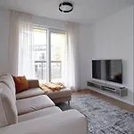 Kotzebue - Family-ready With Separate Sleep Zones Apartmán *